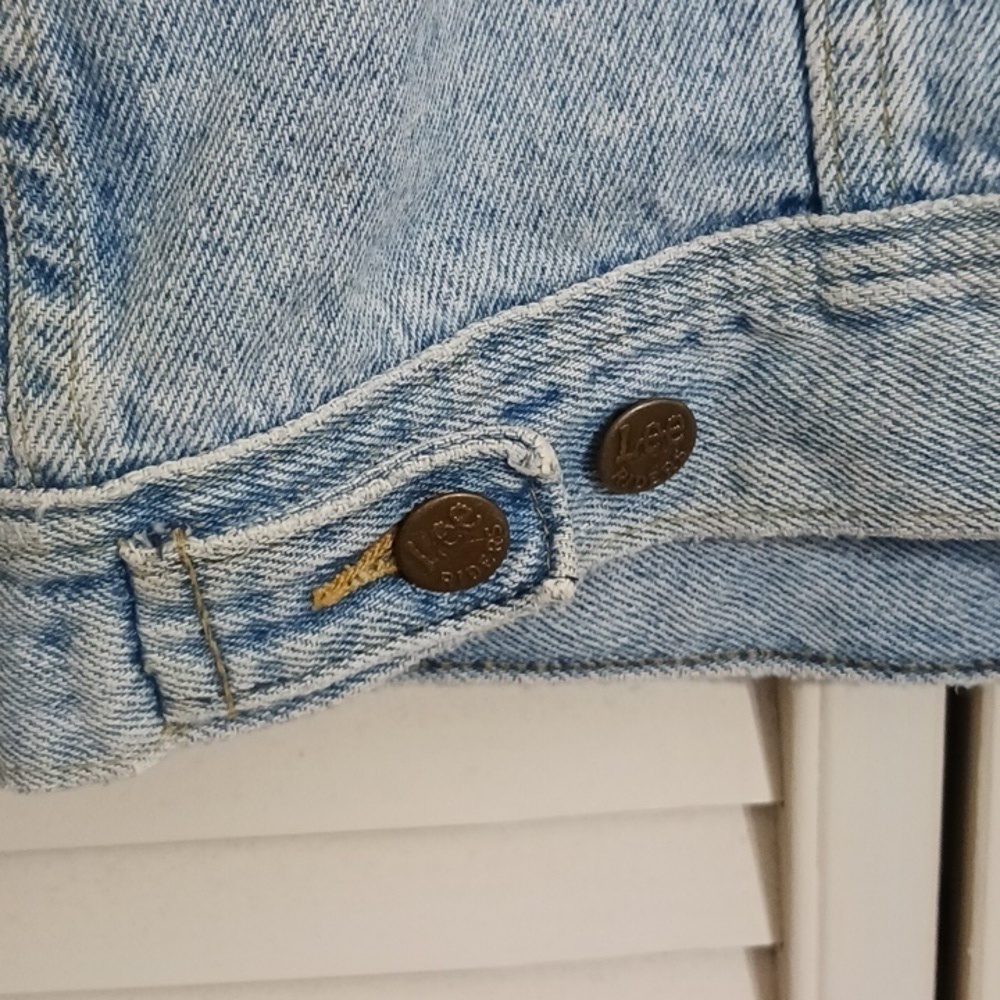 Vintage Lee Hard Rock Cafe Blue Jean Jacket, Size M - Picture 7 of 13